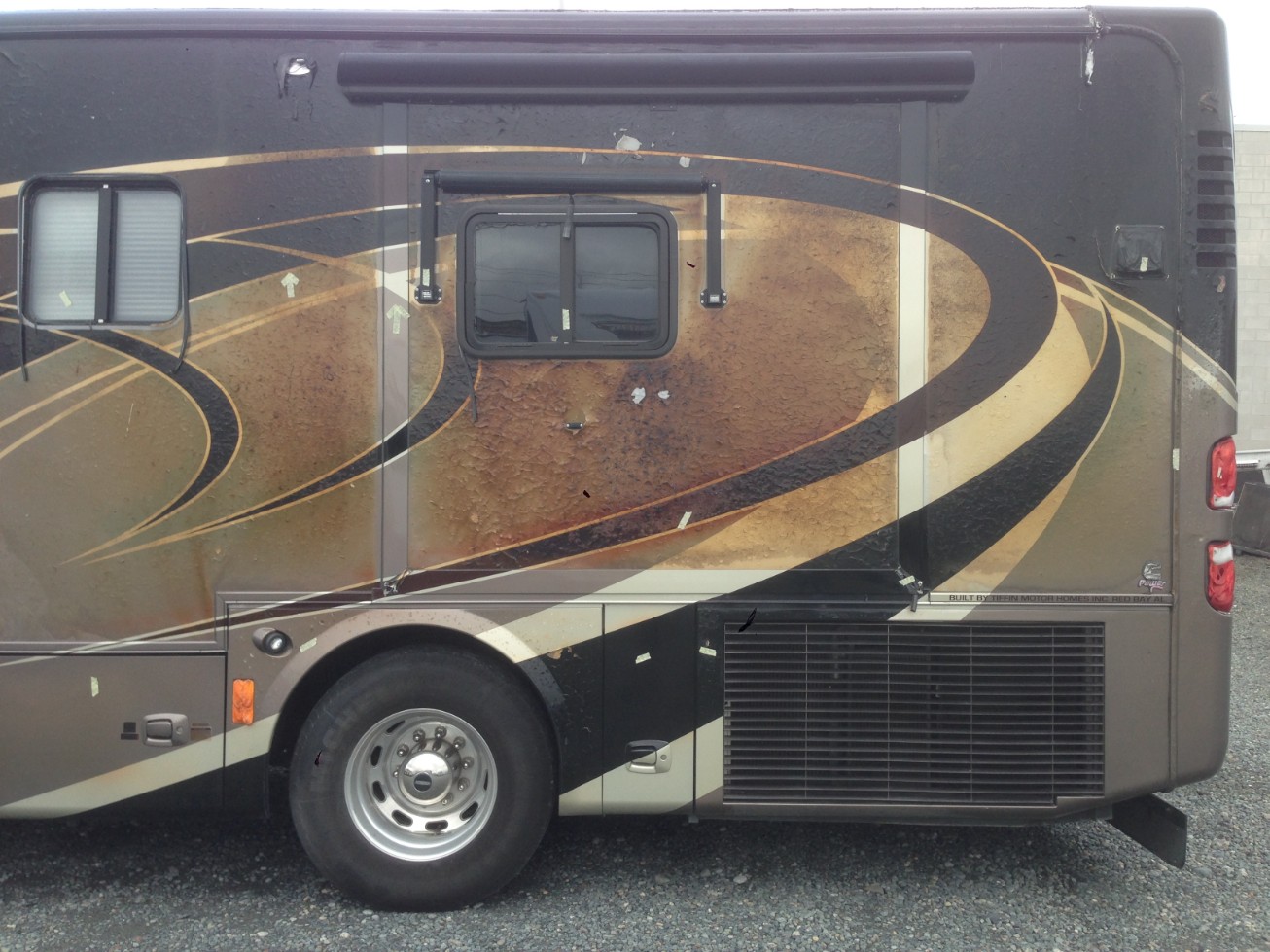 Paint correction before – surface swirl marks and oxidation