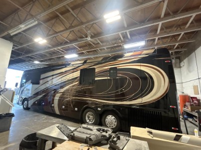 Refinish and polish - Large RV Camper Abbotsford