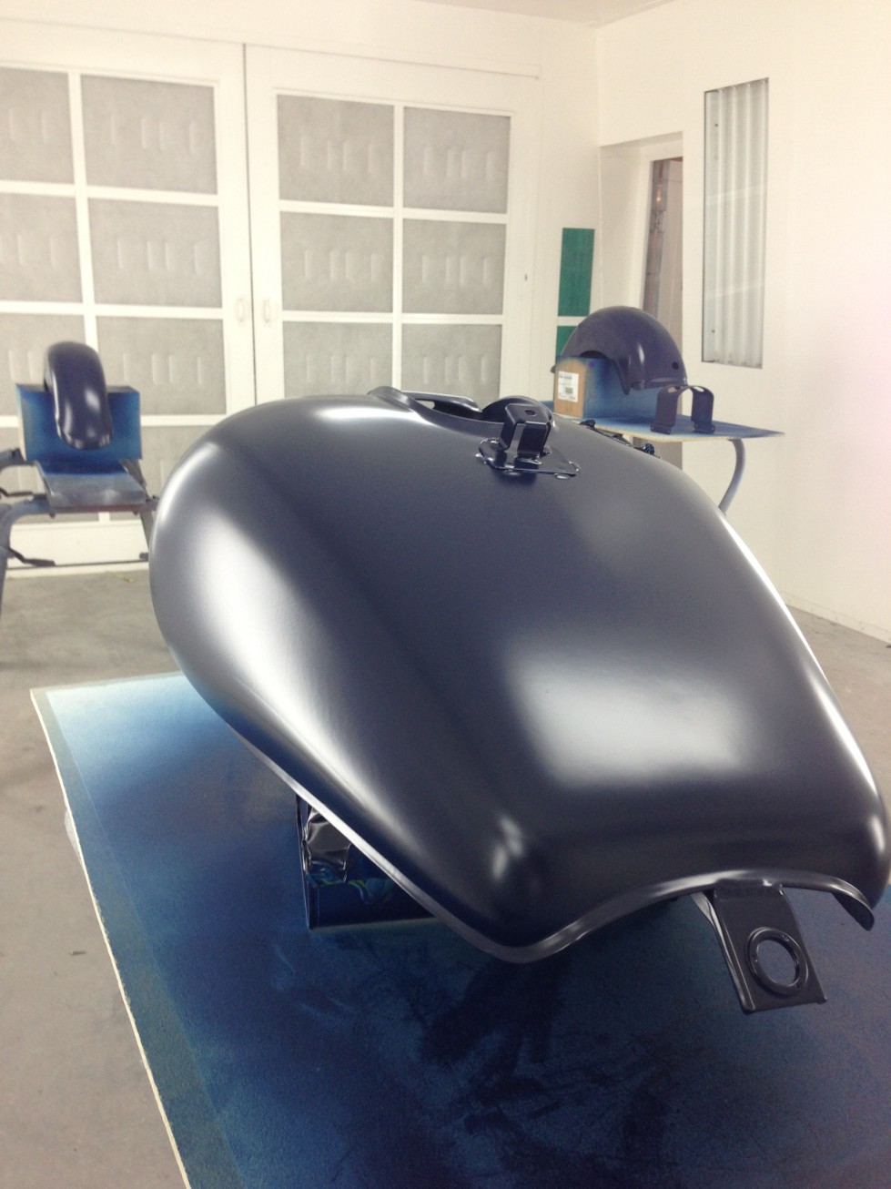 High-gloss finish – All pieces large coverage professional abbotsford